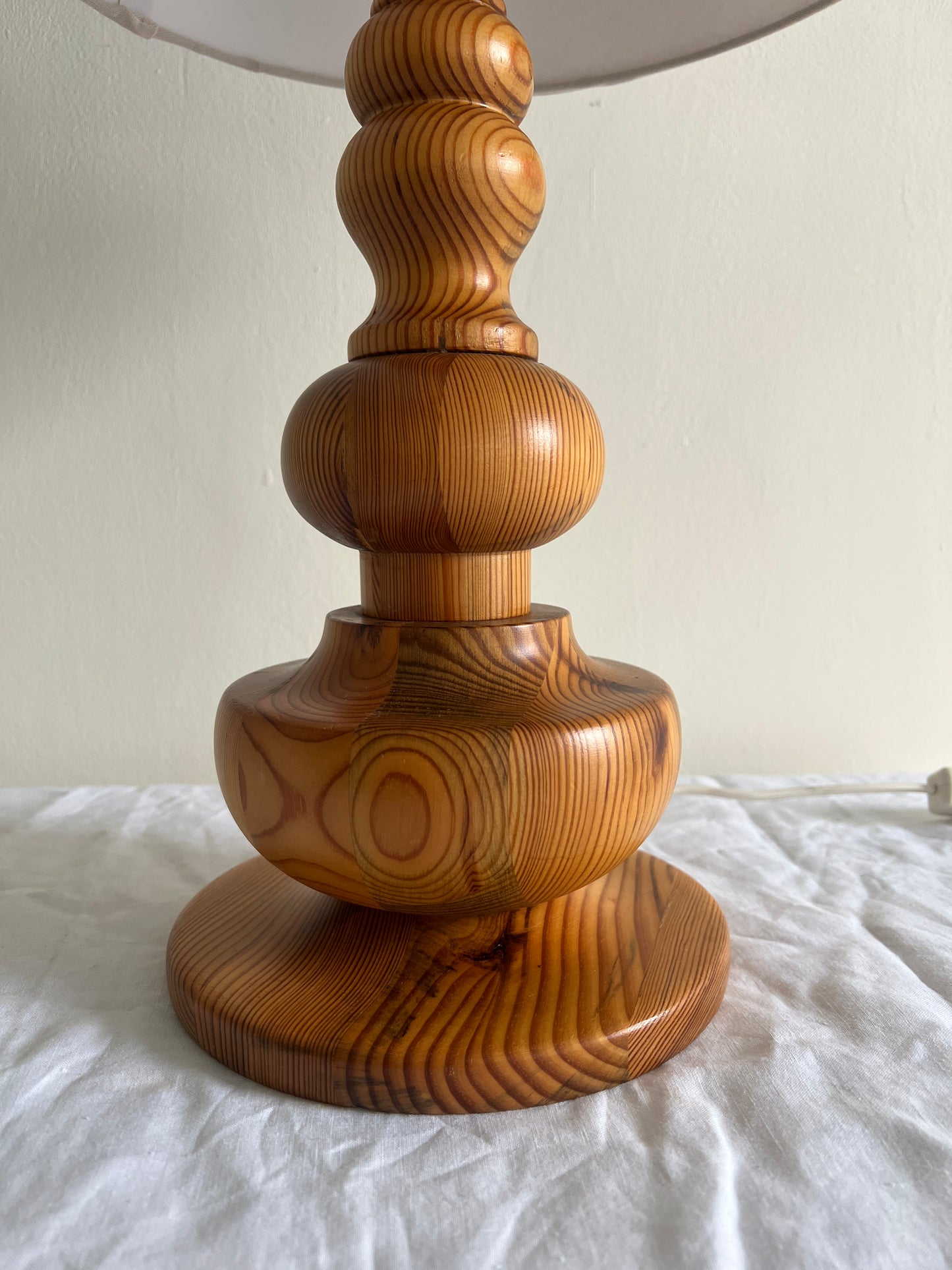 70S SWEDISH PINE TABLE LAMP