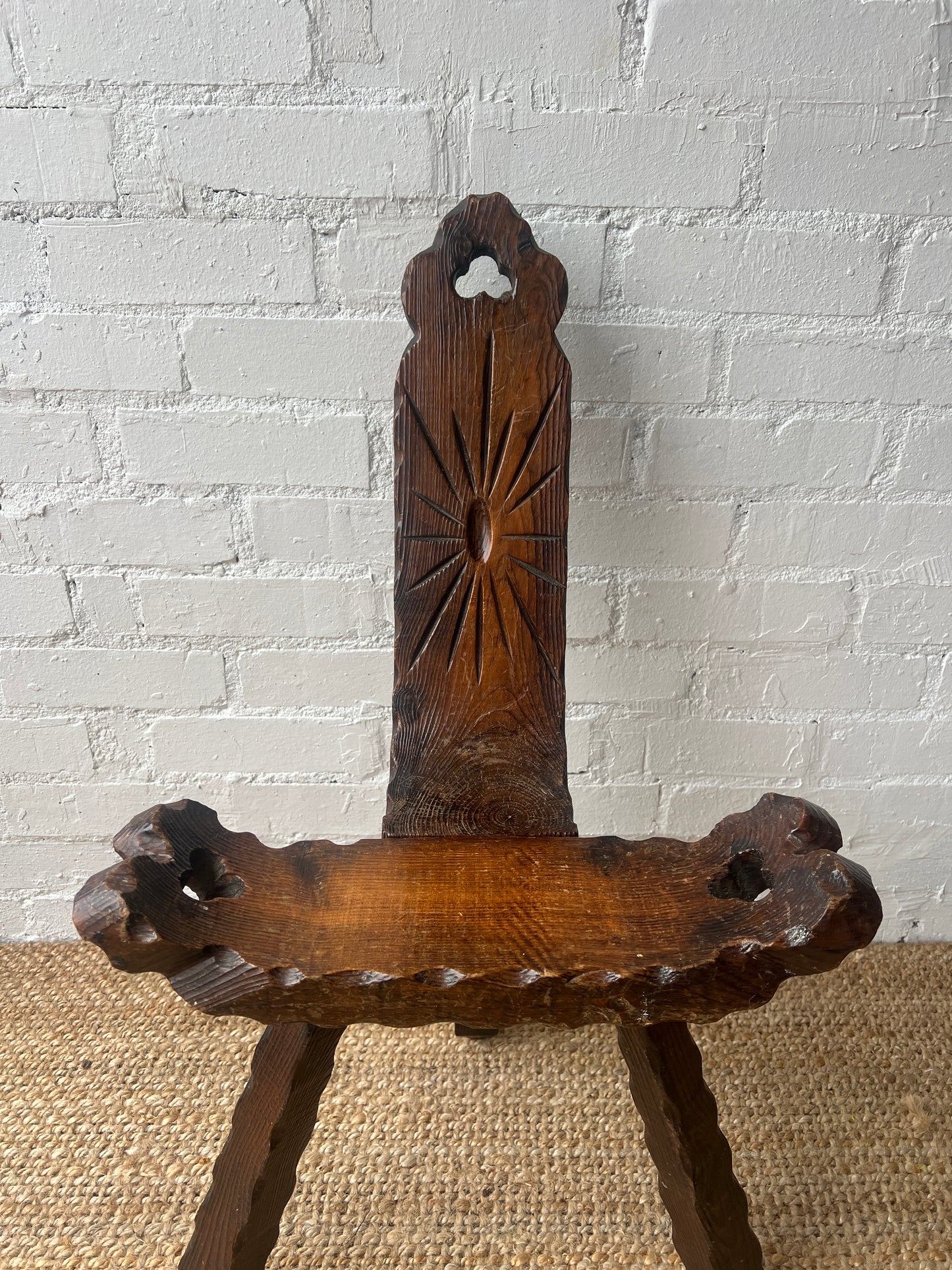 CARVED WOODEN BAROQUE BIRTHING CHAIR