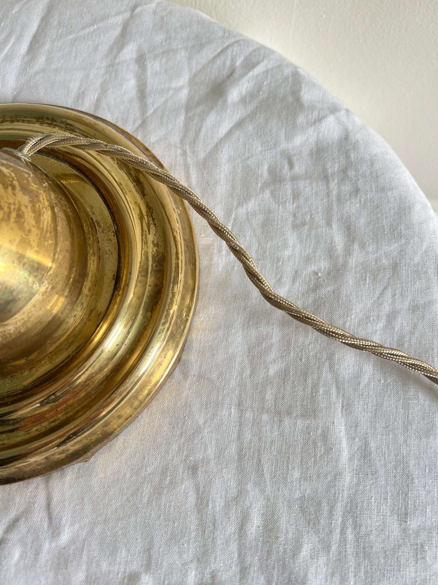 ENGLISH BRASS TABLE LAMP