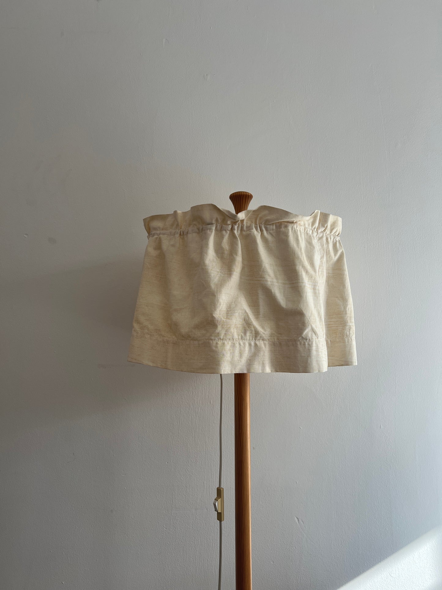 Mid Century pine floor lamp by Swedish designer Yngve Ekström