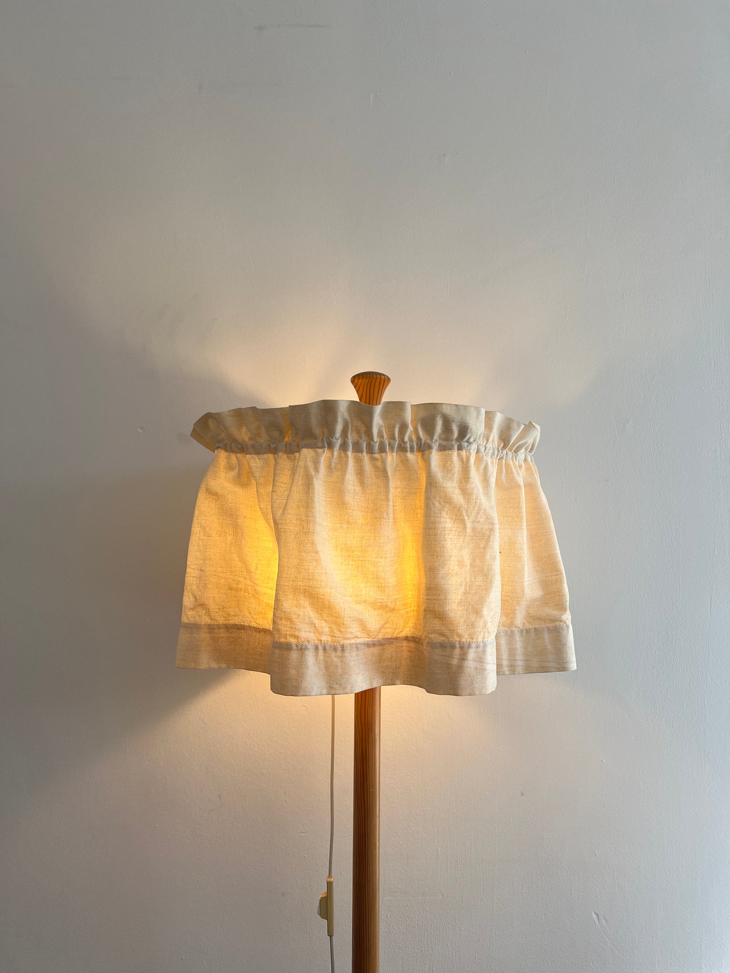 Mid Century pine floor lamp by Swedish designer Yngve Ekström