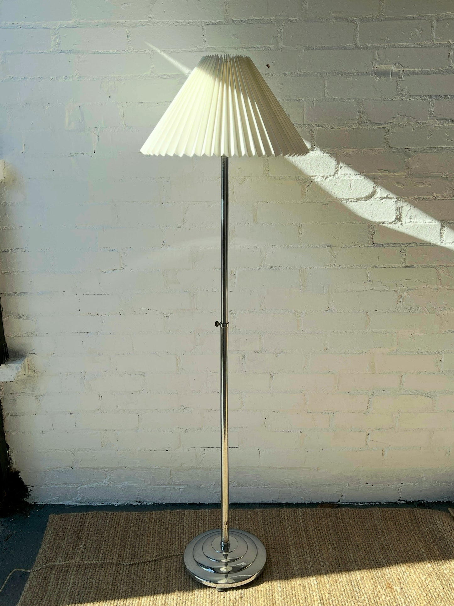 CHROME FLOOR LAMP WITH PLEATED SHADE