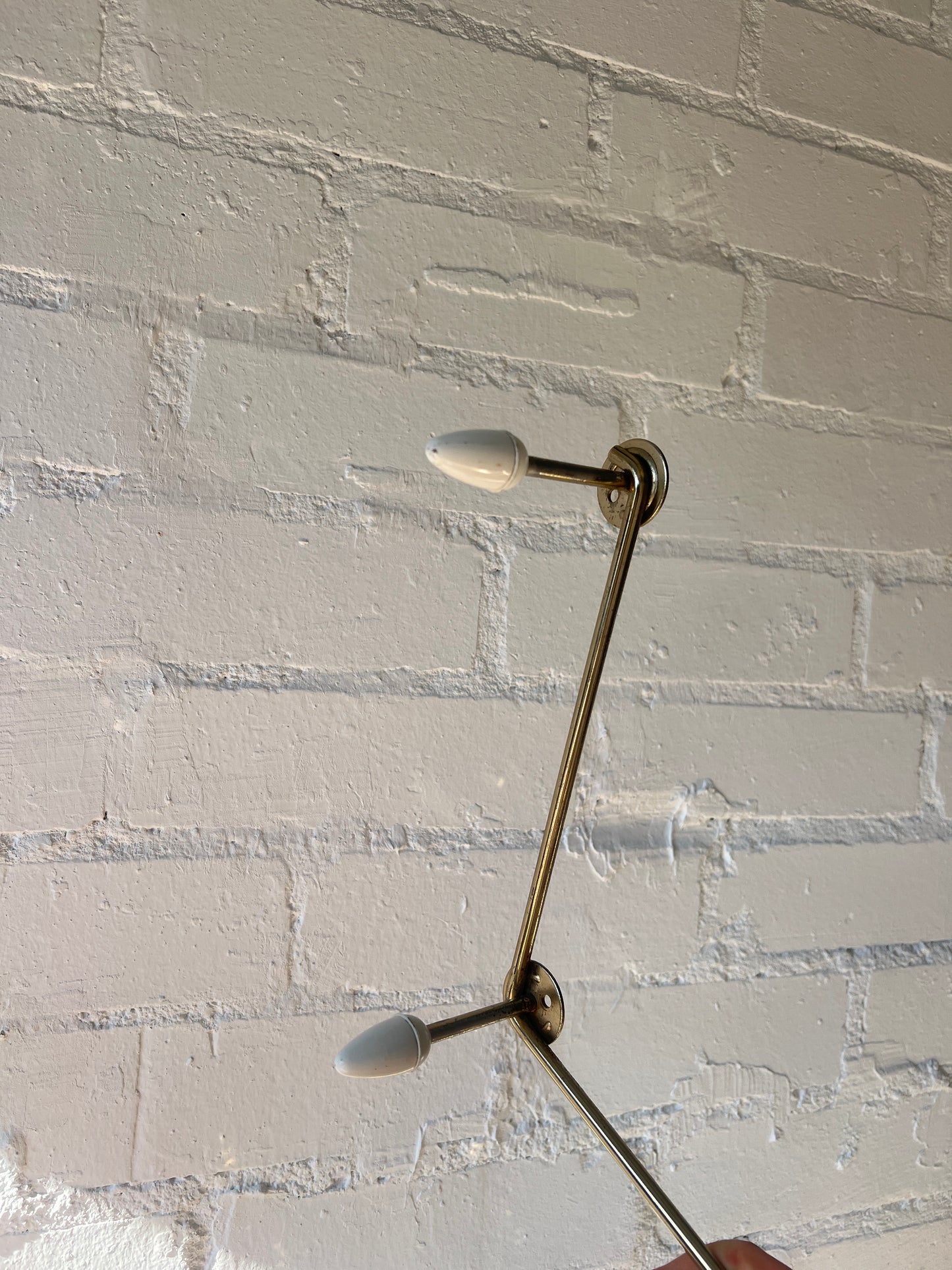 50S WHITE AND BRASS WALL HOOKS