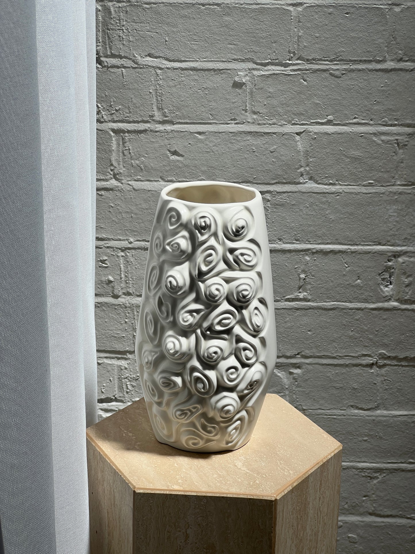SCULPTURAL CERAMIC VASE