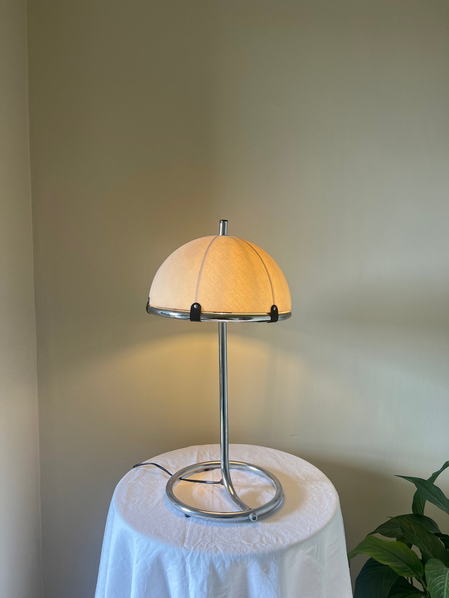 70S CHROME TABLE LAMP