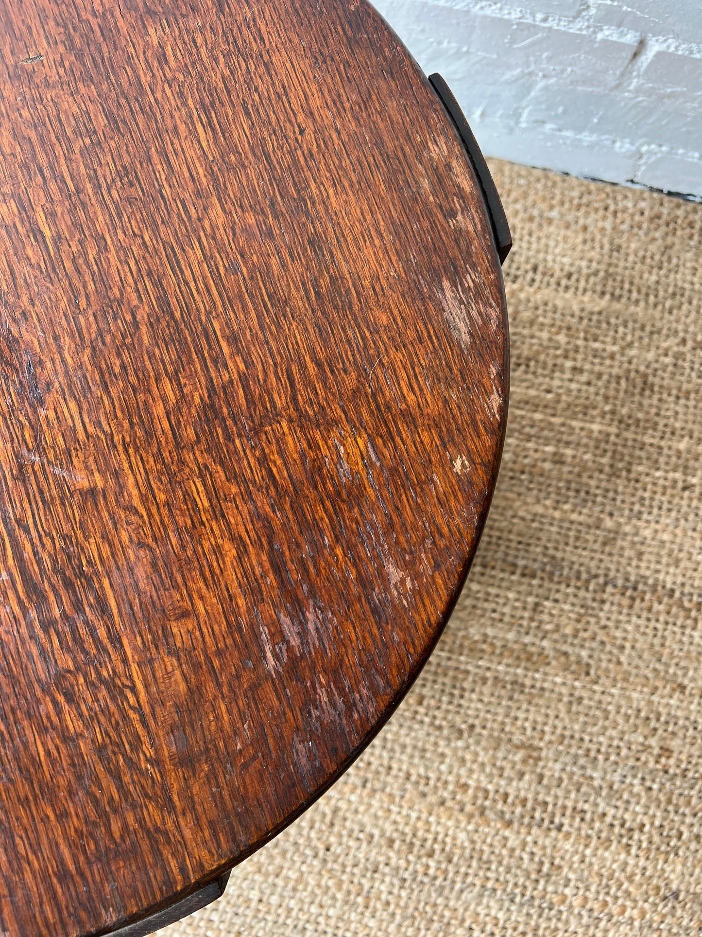 ART DECO ROUND SIDE TABLE