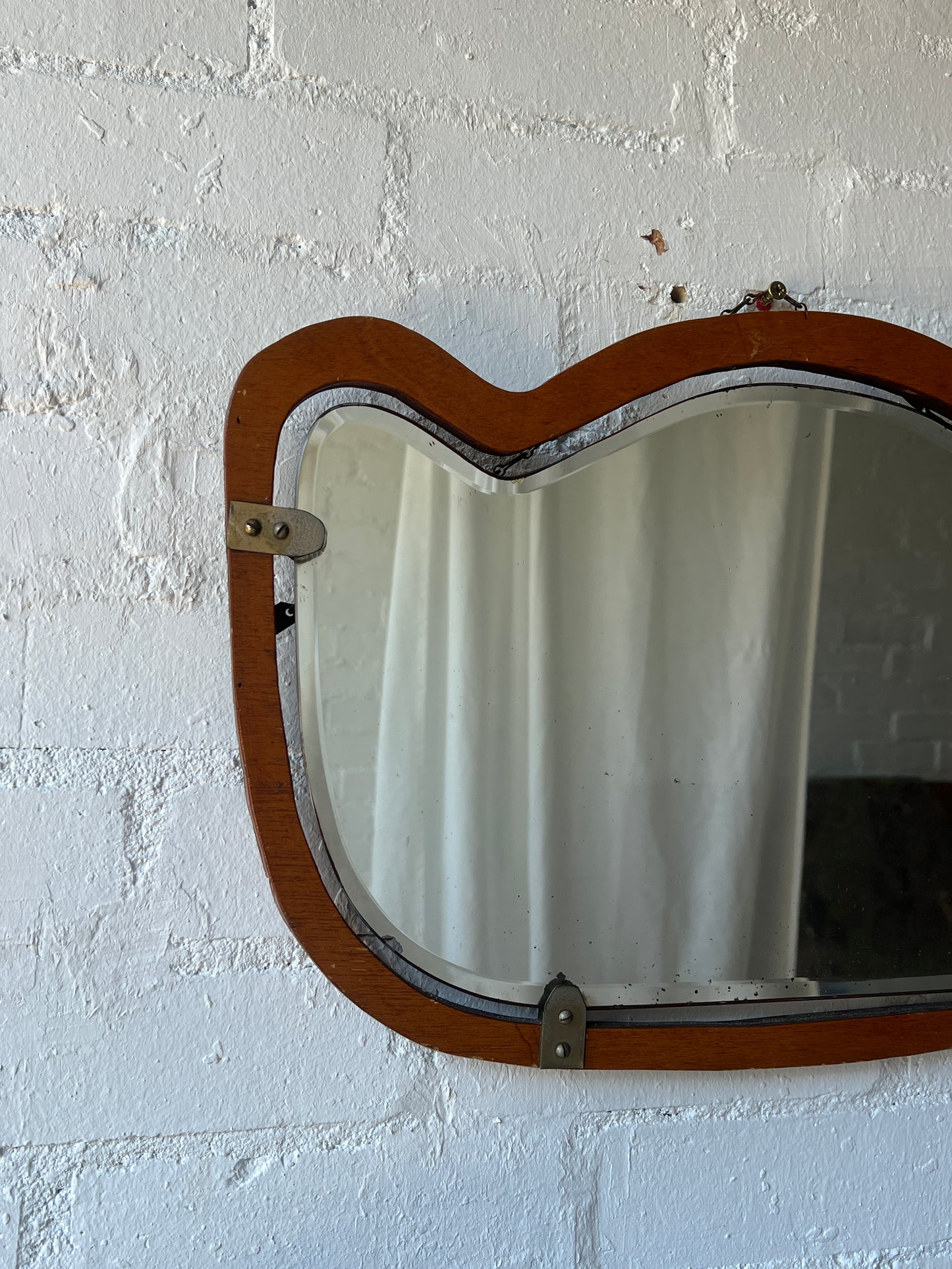 CROWN SHAPED FRAMED MIRROR