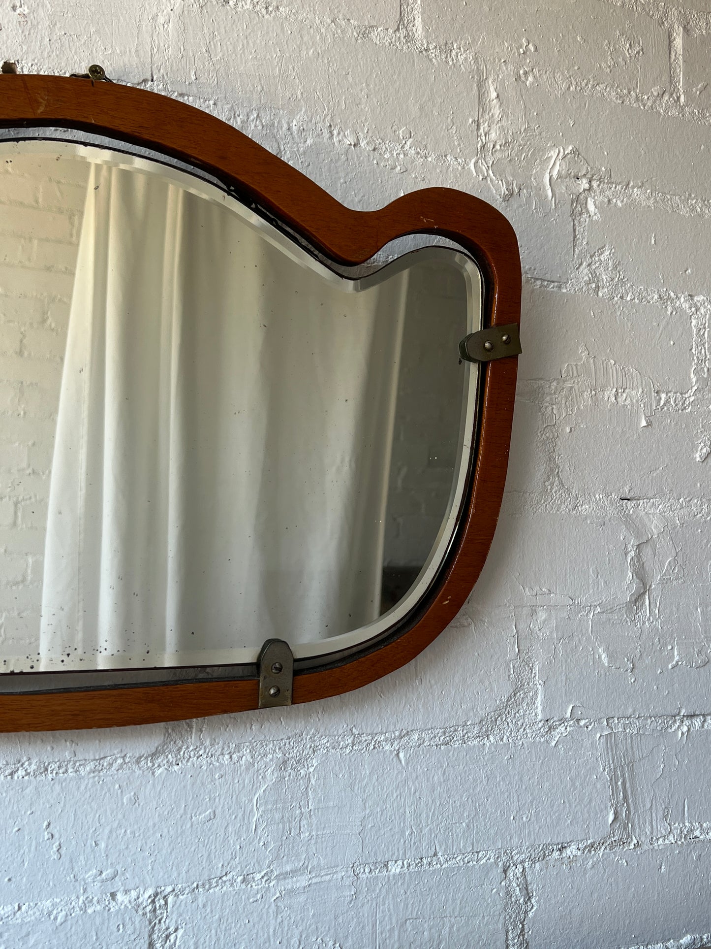 CROWN SHAPED FRAMED MIRROR