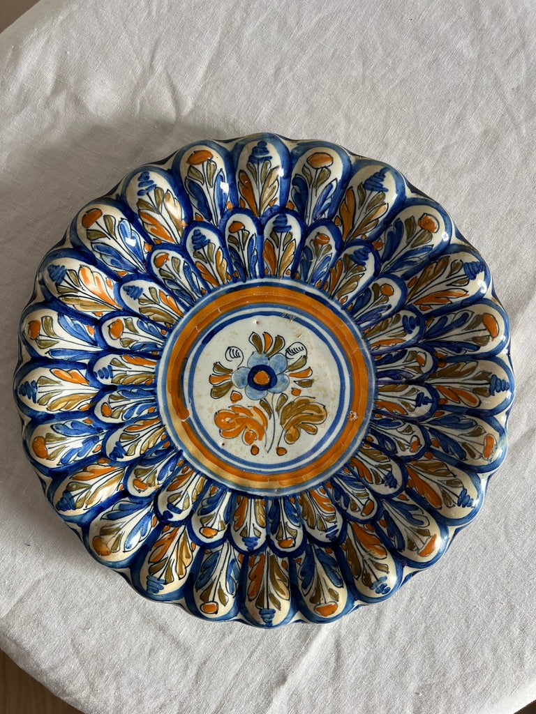 CERAMIC BLUE DECORATIVE WALL PLATE