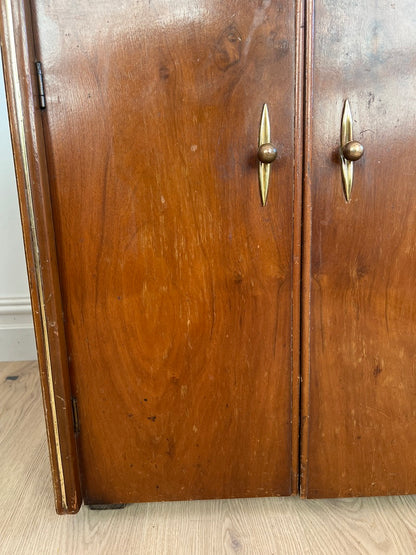 SMALL WALNUT VENEER RECORD CABINET WITH BRASS DETAILS