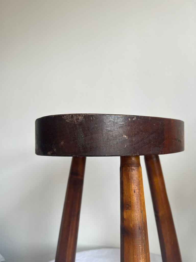 French art palette heart shaped wooden tripod stool