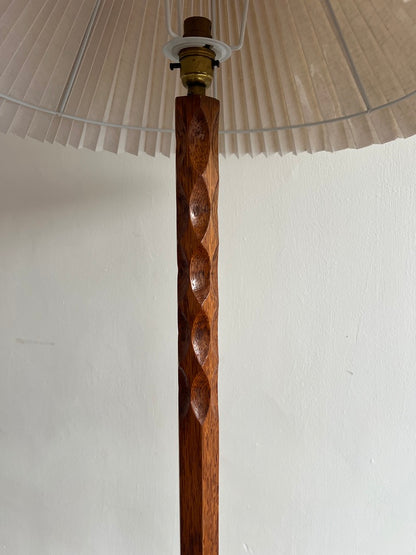 TALL WOODEN ART DECO FLOOR LAMP