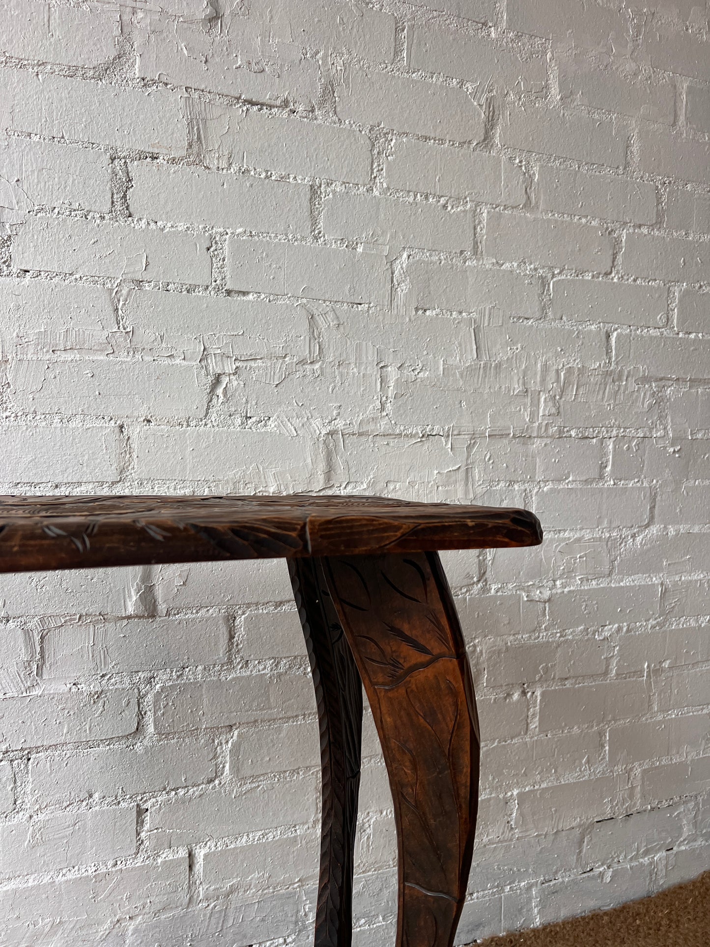 ARTS & CRAFTS CARVED OCCASIONAL TABLE