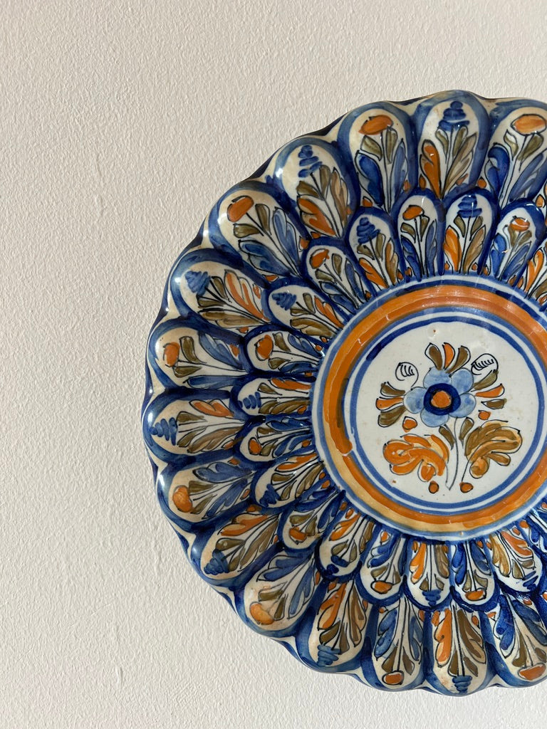 CERAMIC BLUE DECORATIVE WALL PLATE