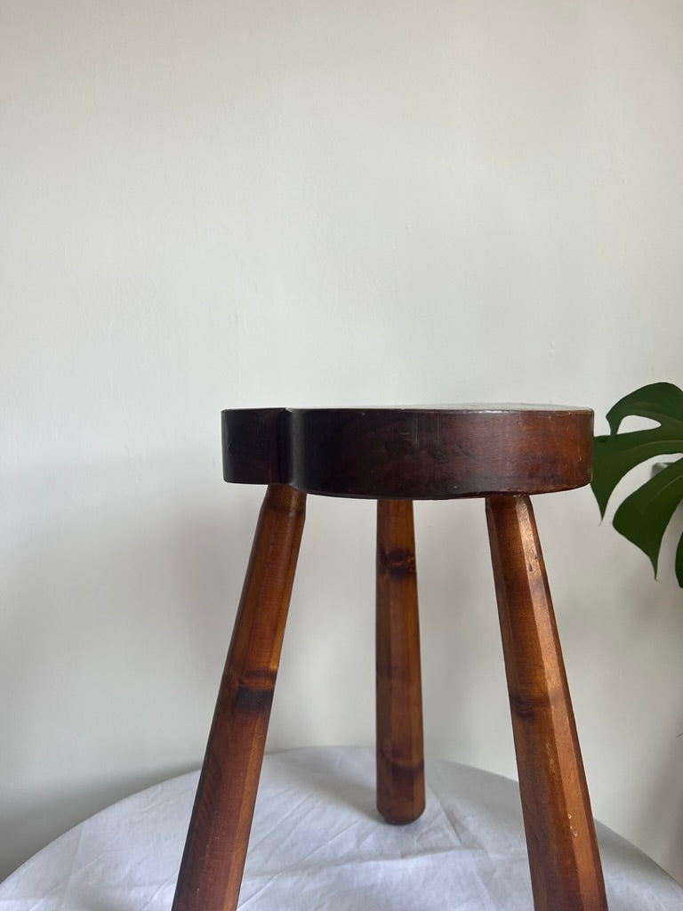 French art palette heart shaped wooden tripod stool