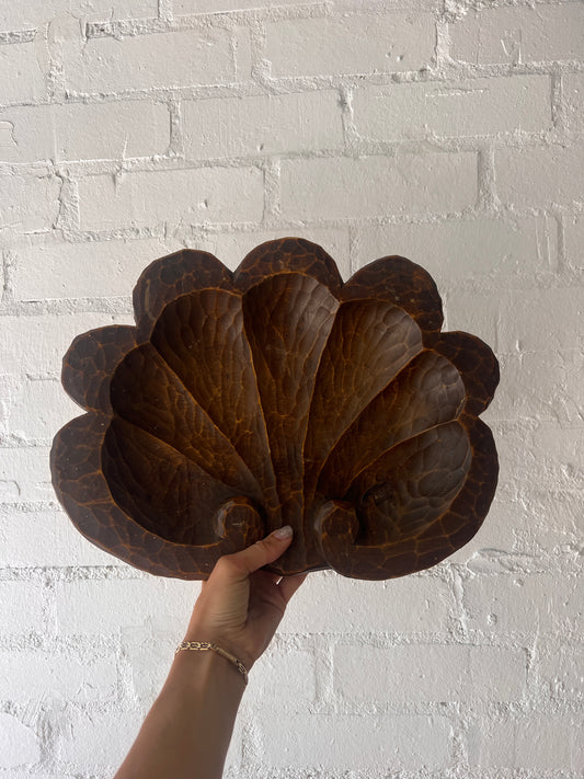 WOODEN CARVED SHELL TRAY