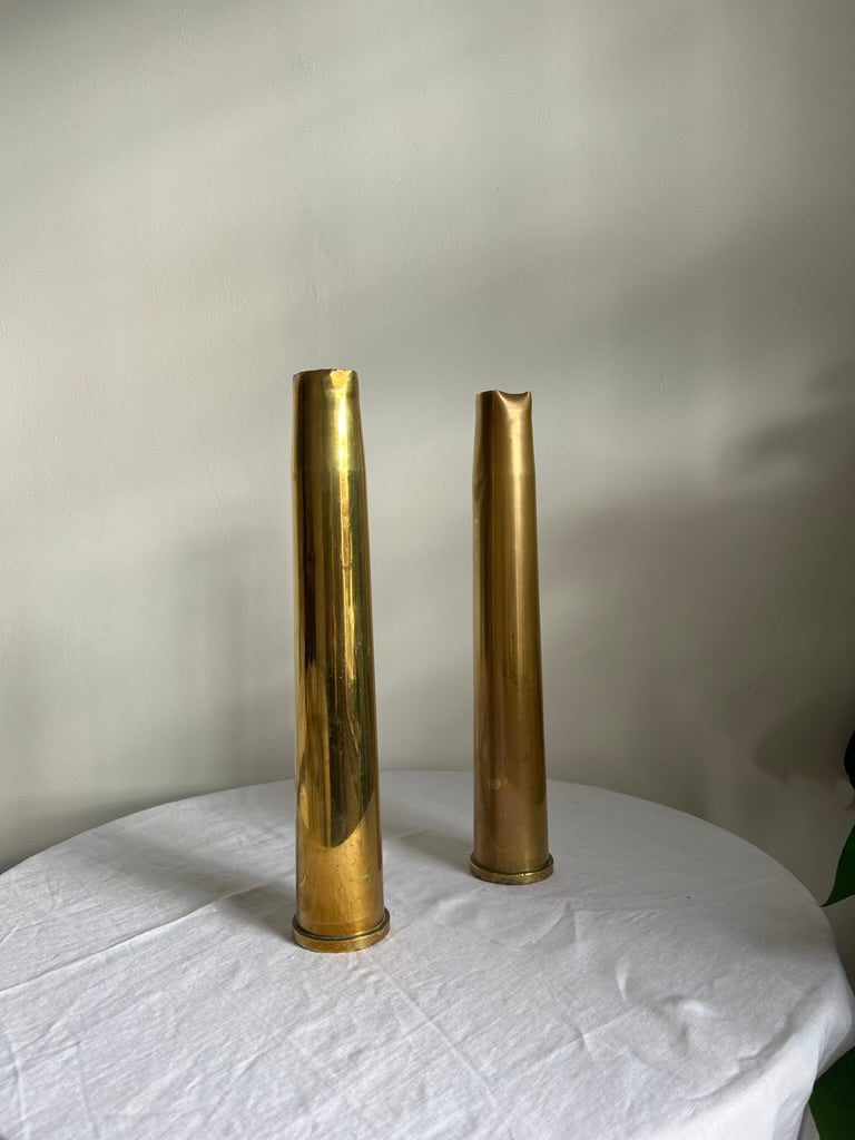 Single brass artillery case / vase