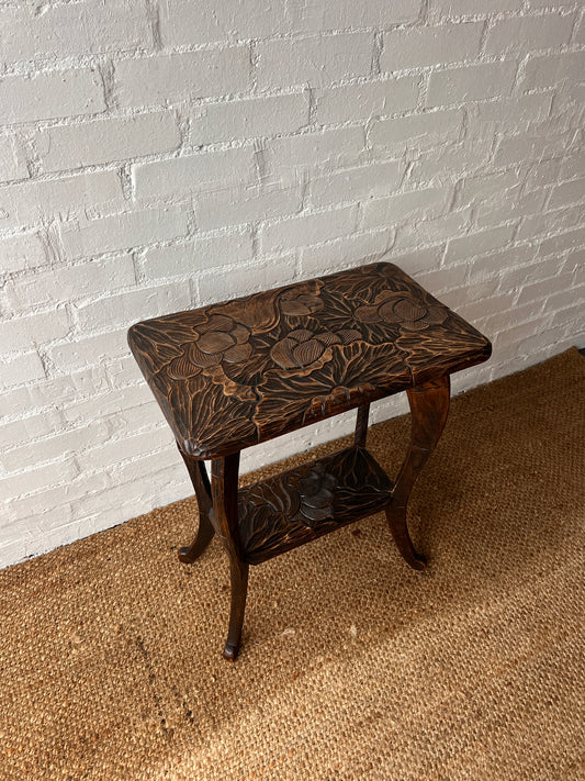 ARTS & CRAFTS CARVED OCCASIONAL TABLE
