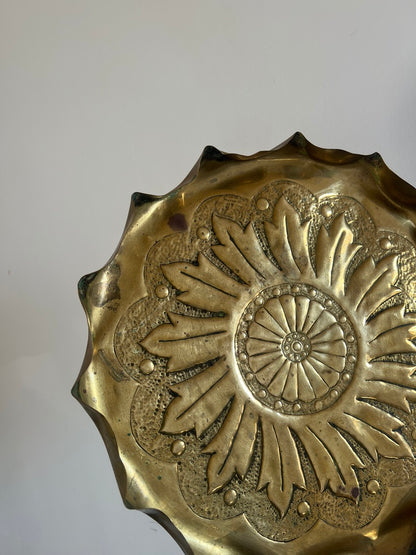 ROUND BRASS SERVING TRAY