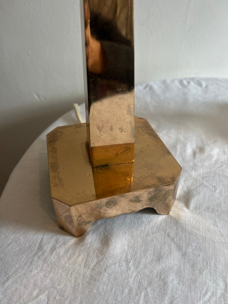 PAIR OF BRASS MID CENTURY BRASS LAMPS