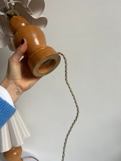 PAIR OF WOODEN BEDSIDE LAMPS WITH PETAL SHADES