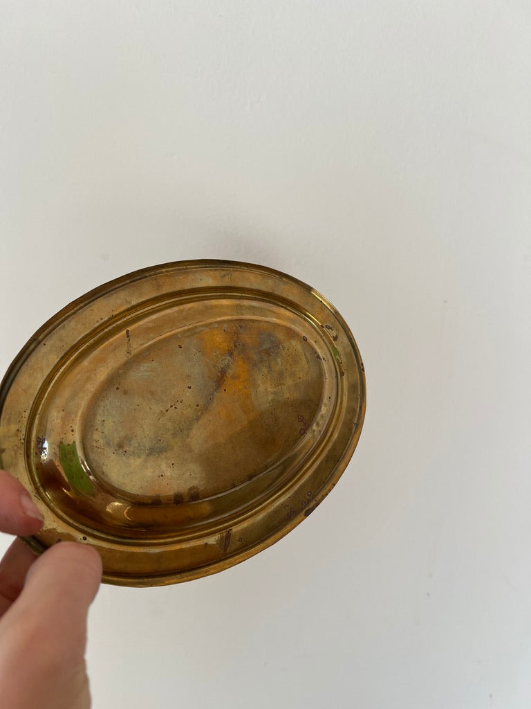 SMALL BRASS TRAY WITH MOTHER OF PEARL BORDER