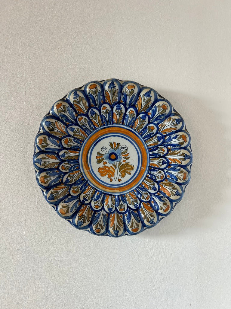 CERAMIC BLUE DECORATIVE WALL PLATE