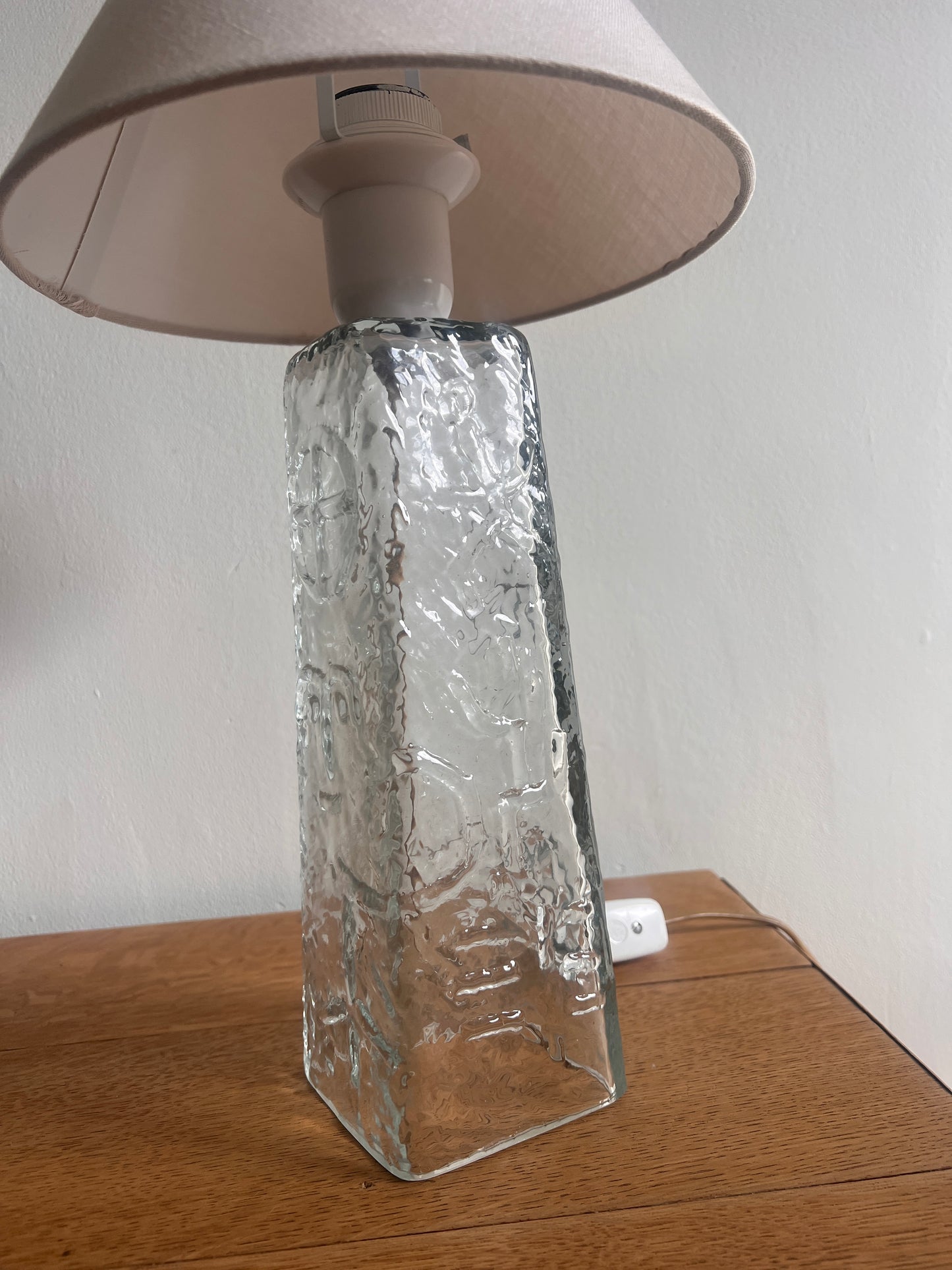 70S SWEDISH GLASS TABLE LAMP