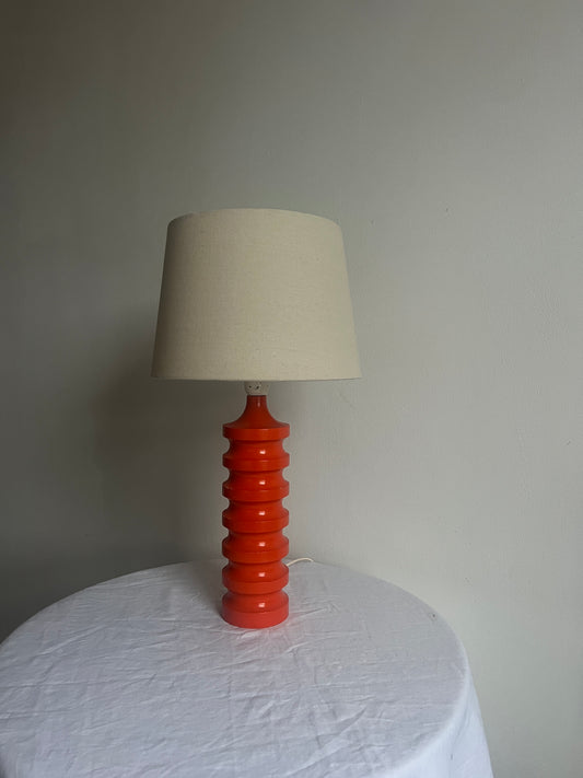 WOODEN CORAL TABLE LAMP