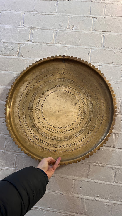 LARGE BRASS CIRCULAR TRAY