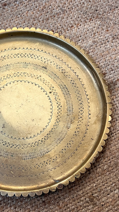 LARGE BRASS CIRCULAR TRAY