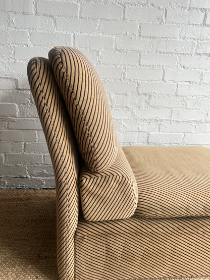 STRIPED MODULAR CHAIR