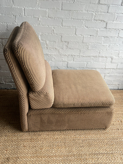 STRIPED MODULAR CHAIR