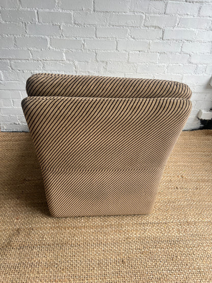 STRIPED MODULAR CHAIR