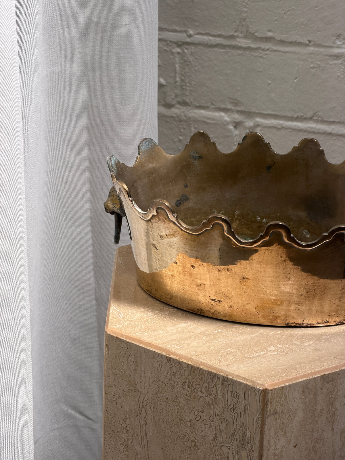 BRASS DECORATIVE BUCKET