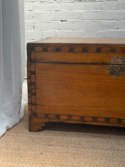 ANTIQUE CAMPHOR WOOD STORAGE CHEST