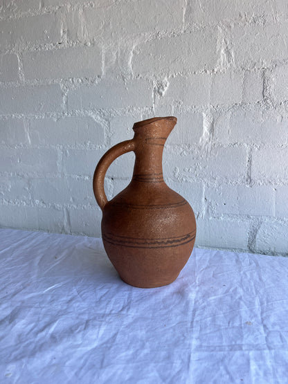 TERRACOTA WIGGLE JUG