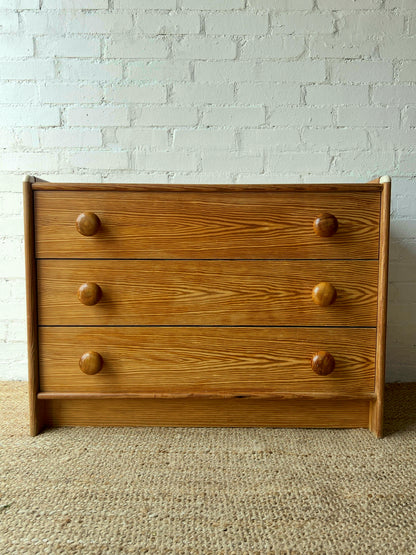 LOW CHEST OF DRAWERS