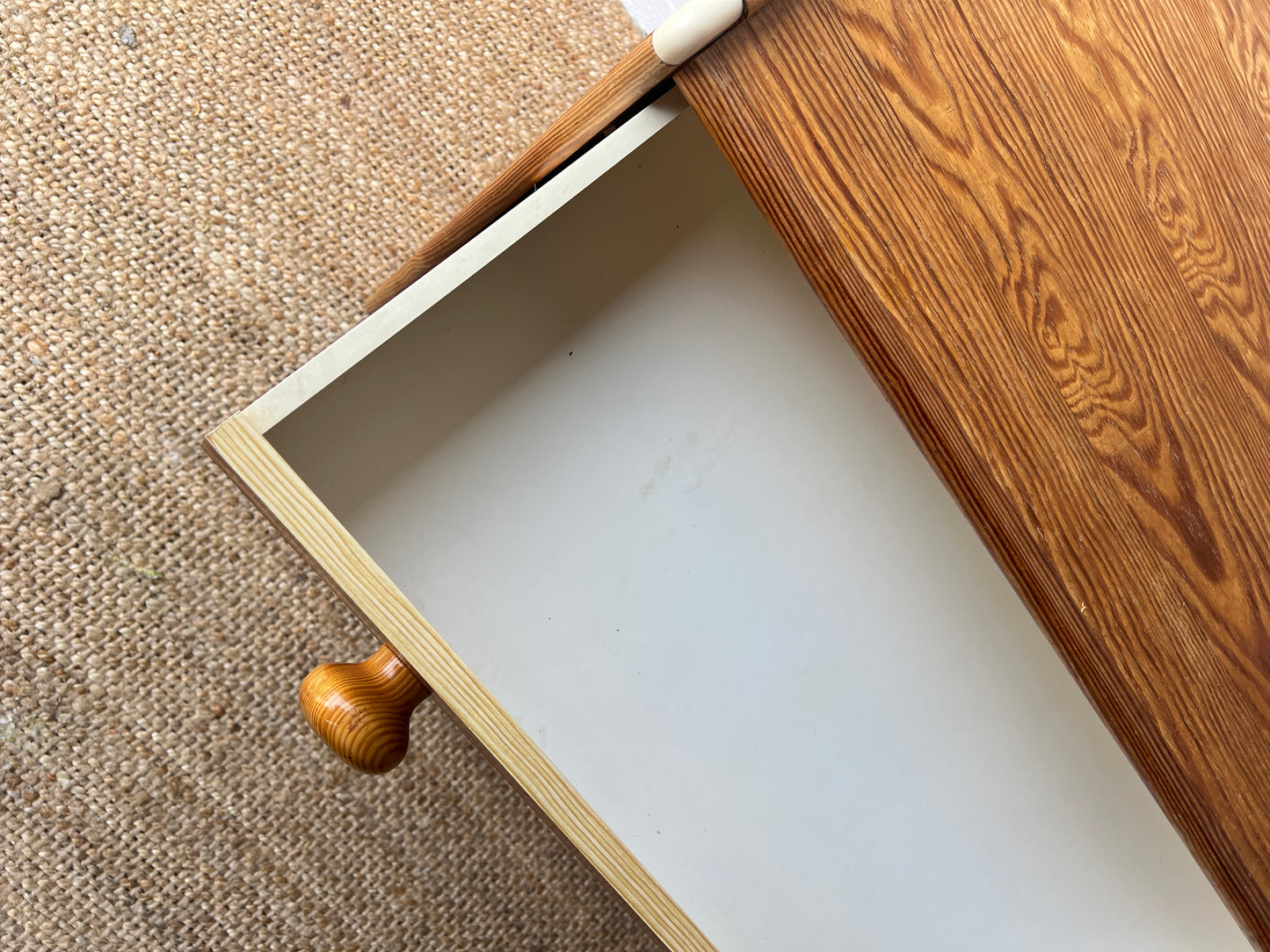 LOW CHEST OF DRAWERS