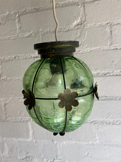 SMALL GREEN FLOWER GLASS PENDANT