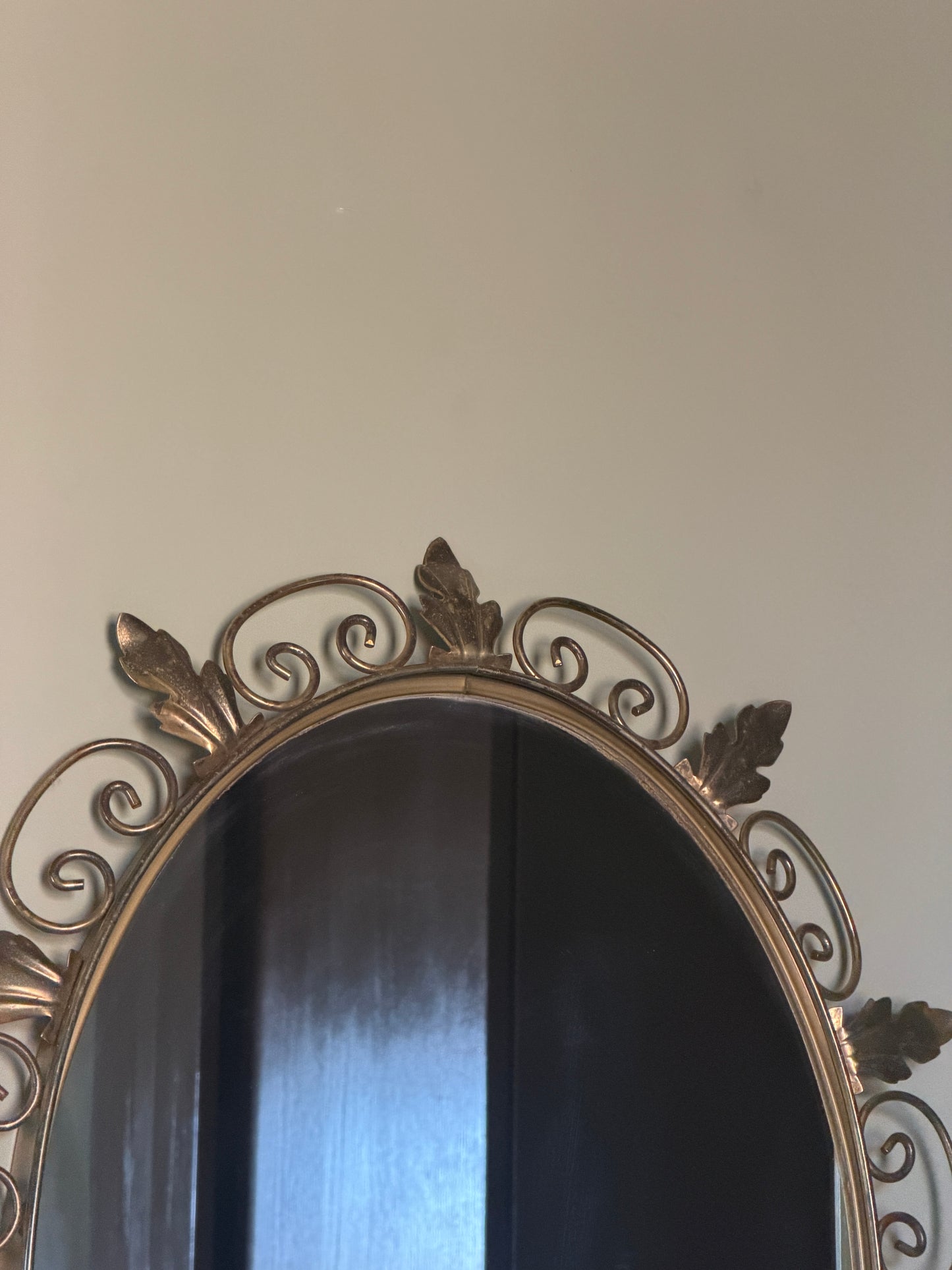 SMALL BRASS SUNBURST LEAF MIRROR