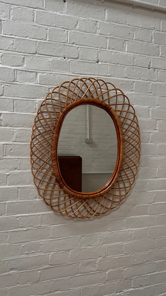 RATTAN OVAL SUNBURST MIRROR