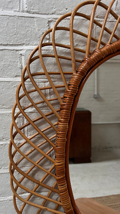 RATTAN OVAL SUNBURST MIRROR