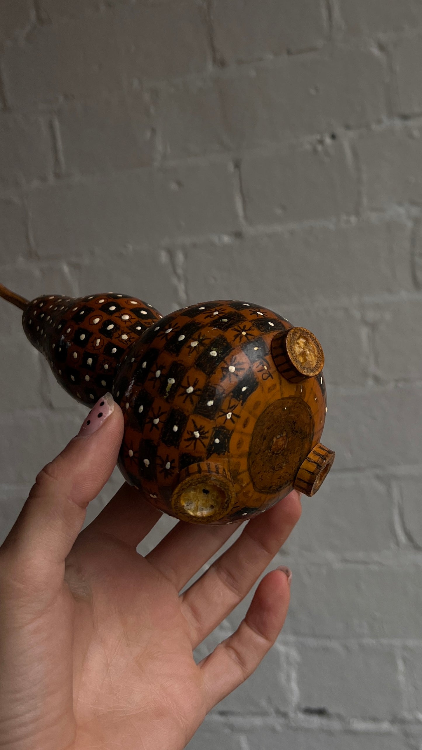 CHECKED DECORATIVE GOURD