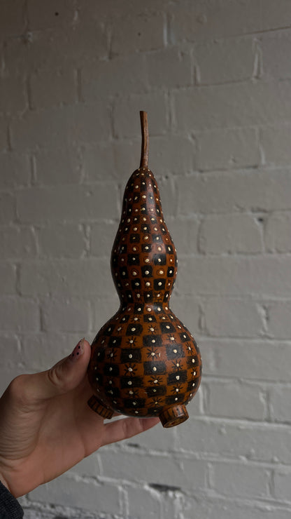 CHECKED DECORATIVE GOURD