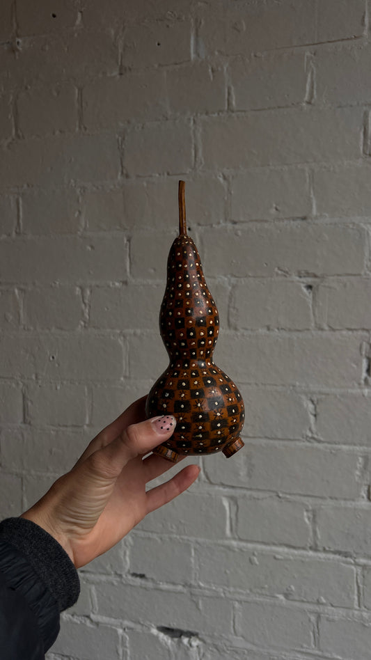 CHECKED DECORATIVE GOURD