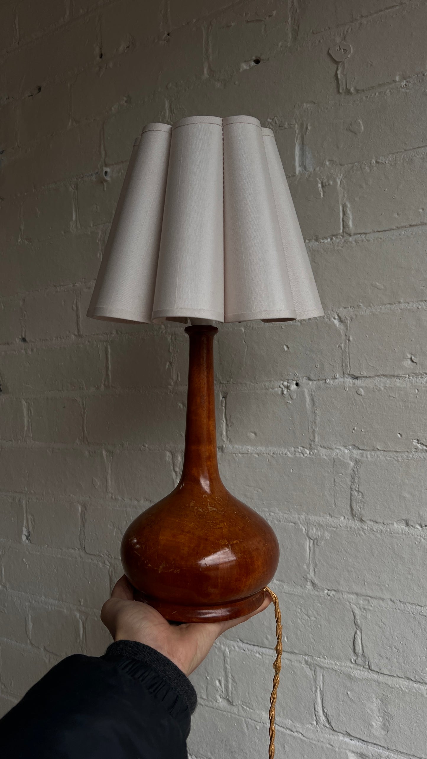 SMALL WOODEN LAMP