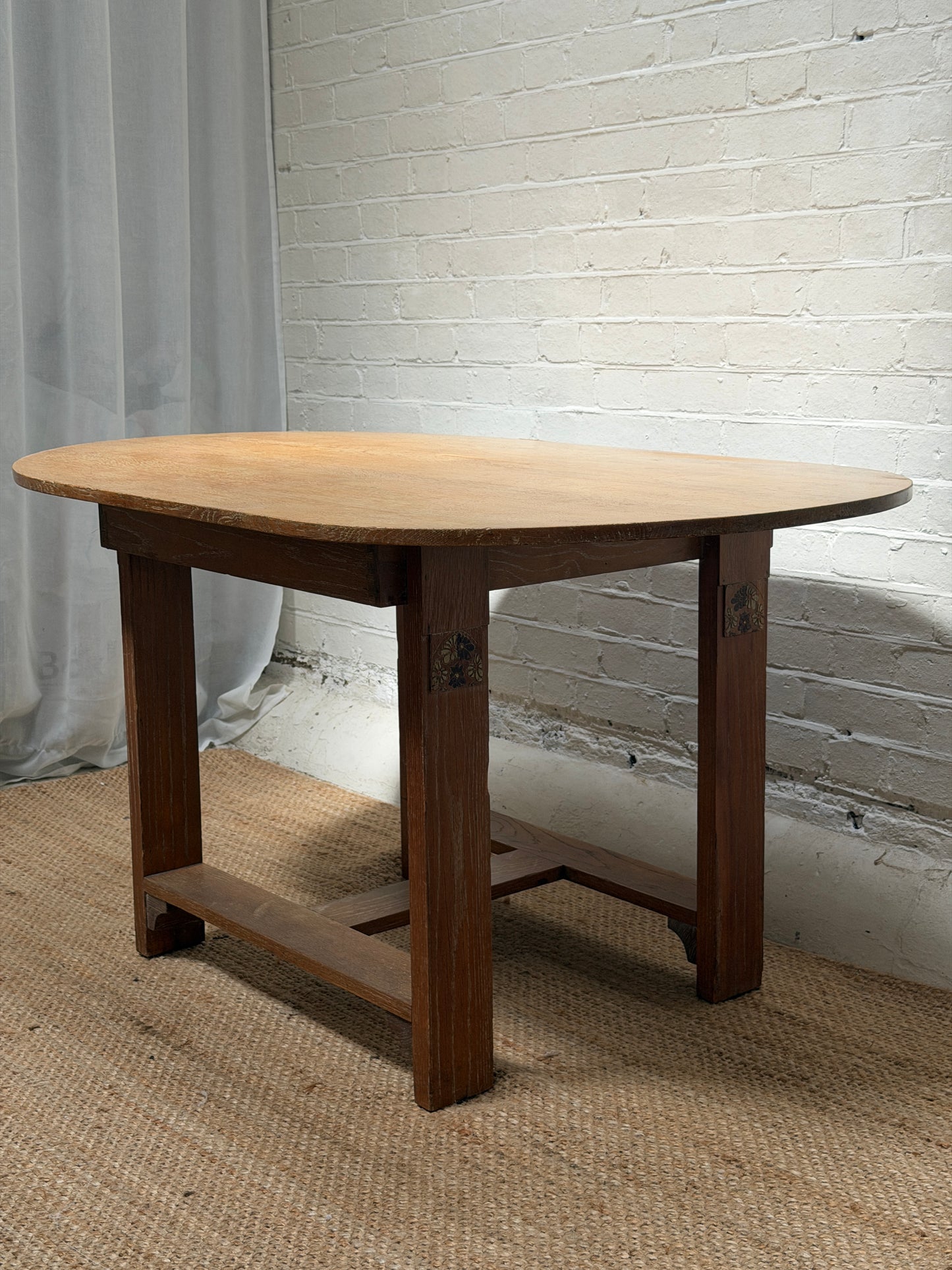 HEALS OAK DINING TABLE