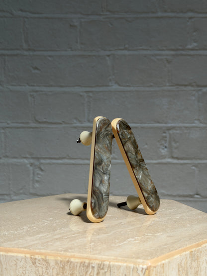 MID CENTURY CREAM & BROWN HANDLES - LARGE