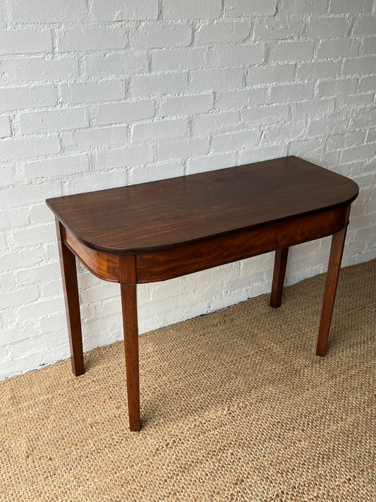 MAHOGANY HALLWAY CONSOLE TABLE